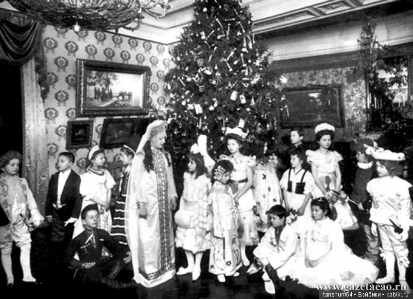Карнавальный костюм – маленькое новогоднее чудо для ребенка, из истории (фото 9)