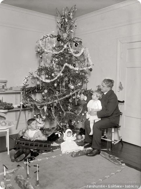 Карнавальный костюм – маленькое новогоднее чудо для ребенка, из истории (фото 4)