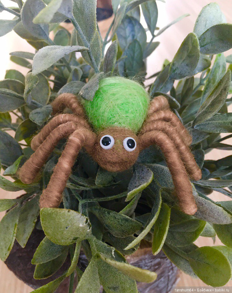 Весеннее нашествие паучков или творческое ассорти