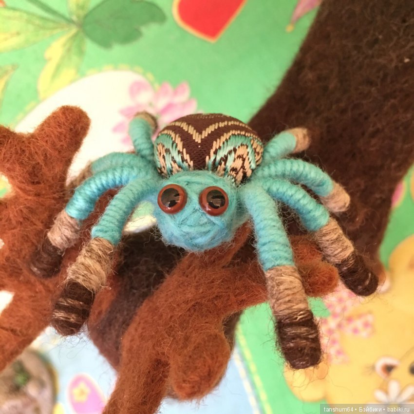 Новые приключения паучат — Авторские игрушки из разных материалов: синельная проволока