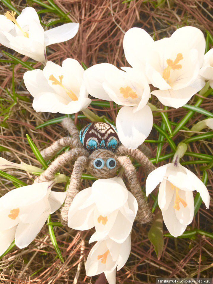 Новые приключения паучат — Авторские игрушки из разных материалов: синельная проволока