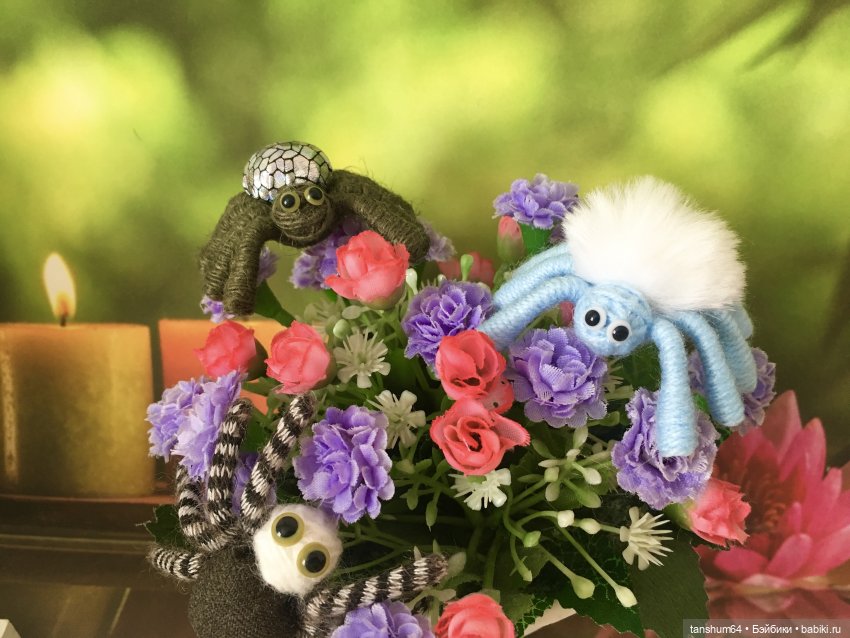 Интерьер с паучками. Тем, кто обожает многолапиков (фото 2)