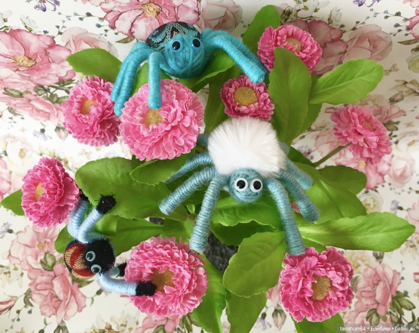 Интерьер с паучками. Тем, кто обожает многолапиков (фото 7)