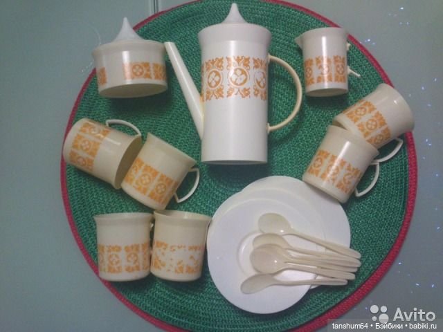 Кукол чай пить усажу, о посуде расскажу