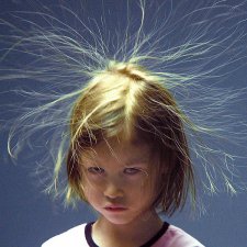 Как снять электризацию паричка из козочки?