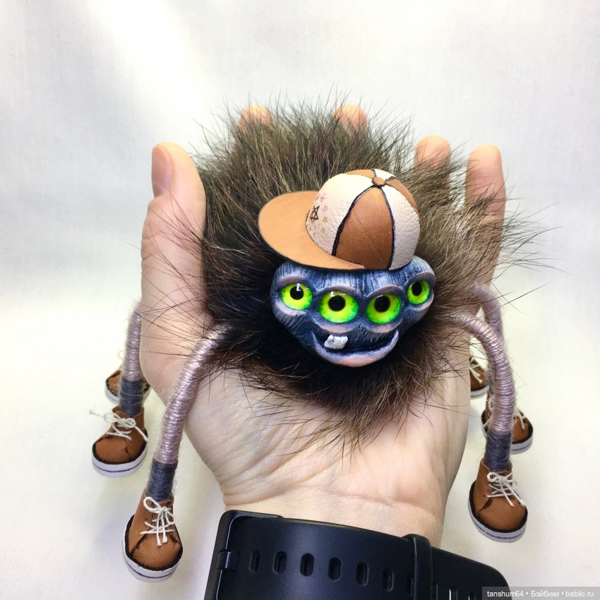 Скейтер-тинейджер паук Толик