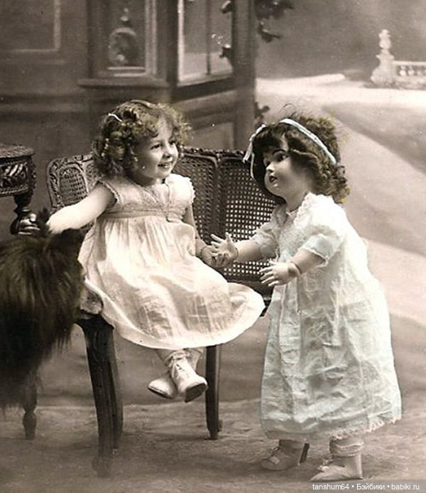 "Дочки-матери" (взгляд из прошлого)