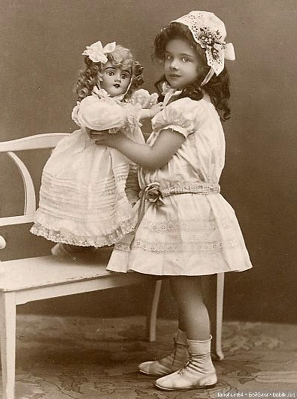 "Дочки-матери" (взгляд из прошлого)