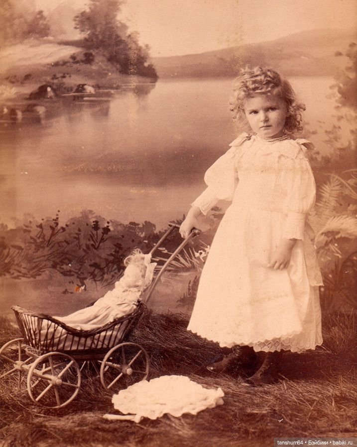 "Дочки-матери" (взгляд из прошлого)