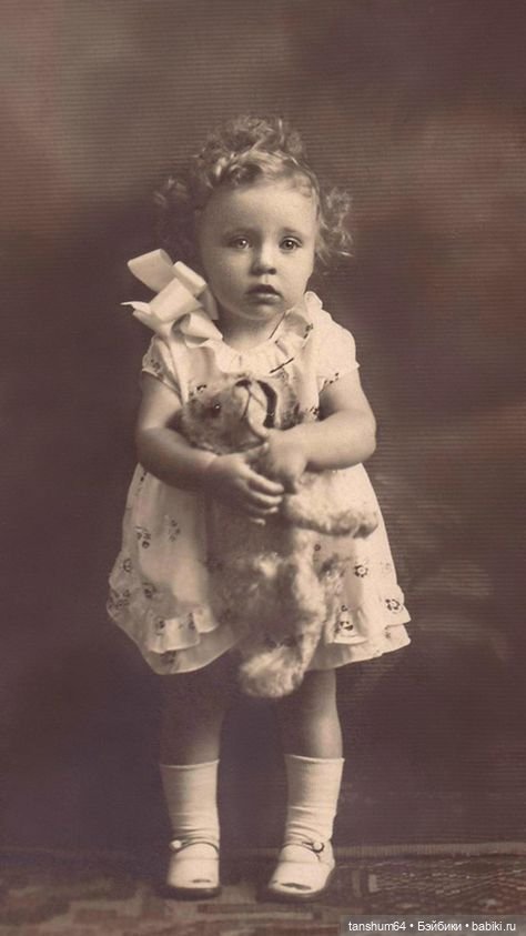 "Дочки-матери" (взгляд из прошлого)