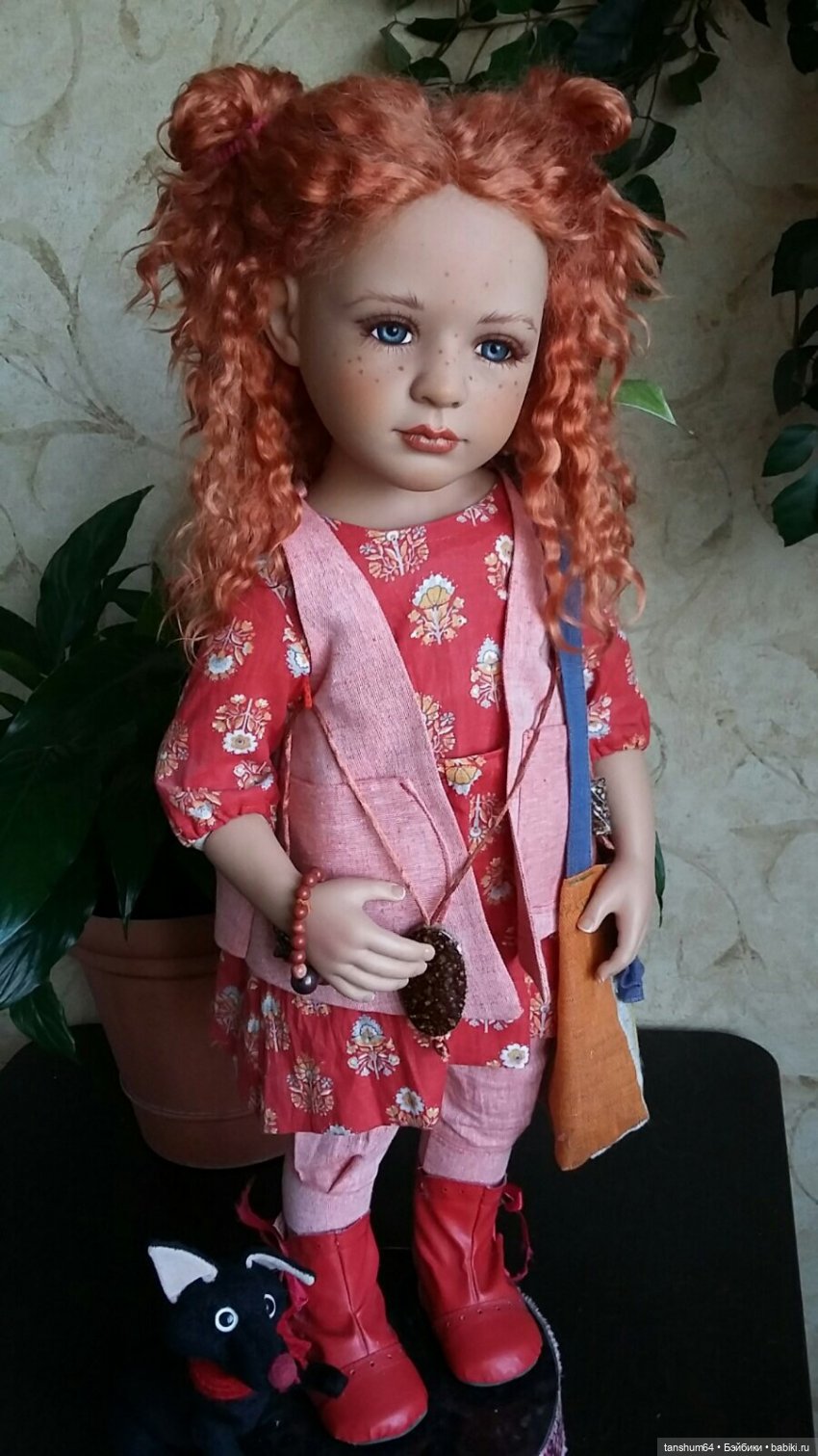 Алиса - гостья из будущего (фото 2)