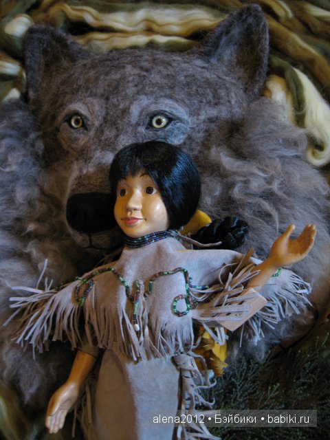 Тайпа (Taipa), жена вождя, деревянная кукла Роберта Райкерса (Robert Raikes)