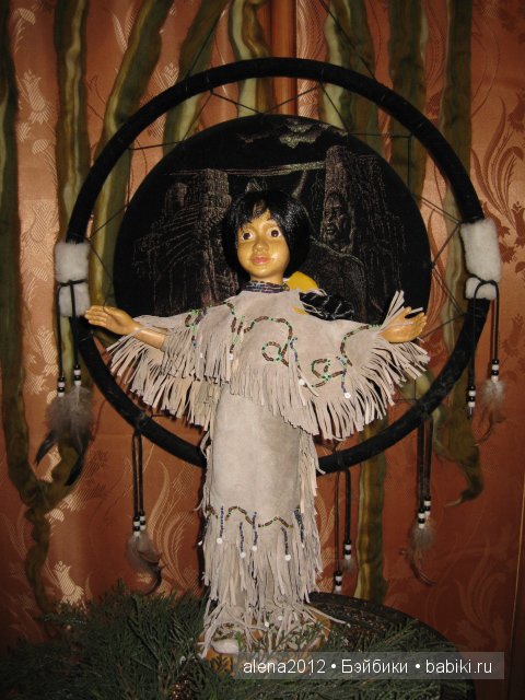 Тайпа (Taipa), жена вождя, деревянная кукла Роберта Райкерса (Robert Raikes)