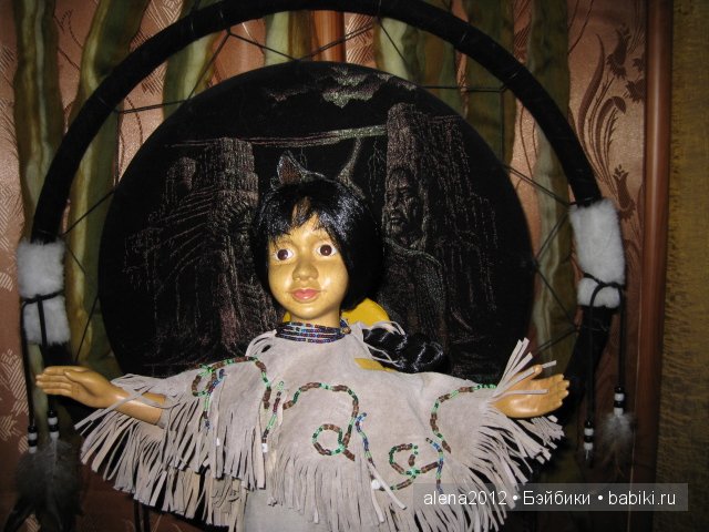 Тайпа (Taipa), жена вождя, деревянная кукла Роберта Райкерса (Robert Raikes)