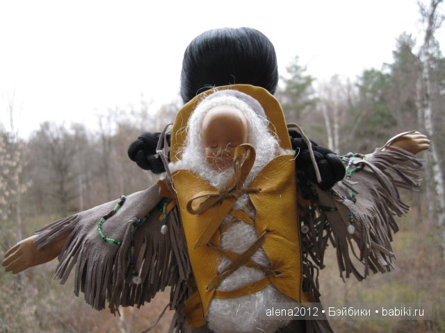 Тайпа (Taipa), жена вождя, деревянная кукла Роберта Райкерса (Robert Raikes)