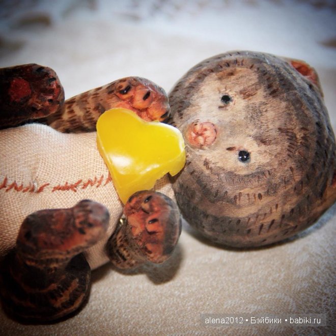 Катя Фёдорова и проект "Земляная душа". Авторские игрушки из дерева (фото 2)