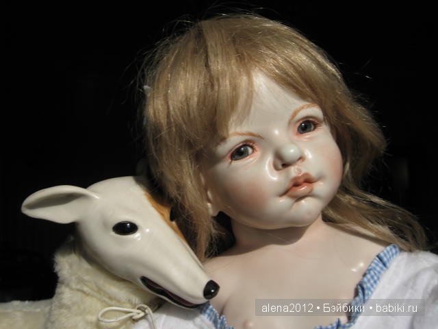 Девочка с собакой или собака с девочкой. Charming Марты Пинейро, Martha Pineiro со свом другом