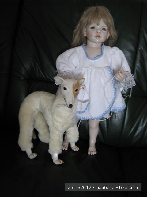 Девочка с собакой или собака с девочкой. Charming Марты Пинейро, Martha Pineiro со свом другом