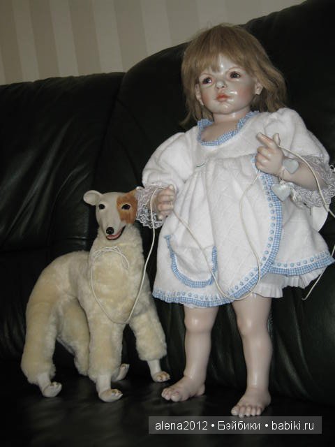 Девочка с собакой или собака с девочкой. Charming Марты Пинейро, Martha Pineiro со свом другом