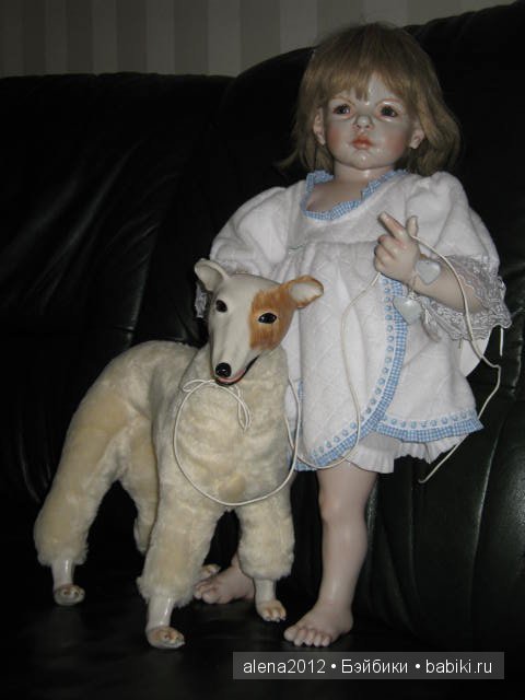 Девочка с собакой или собака с девочкой. Charming Марты Пинейро, Martha Pineiro со свом другом