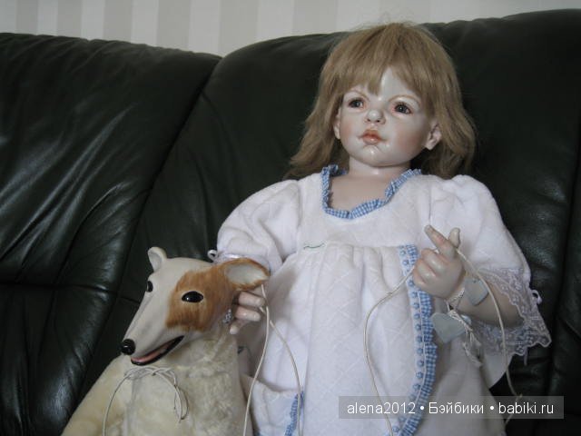 Девочка с собакой или собака с девочкой. Charming Марты Пинейро, Martha Pineiro со свом другом