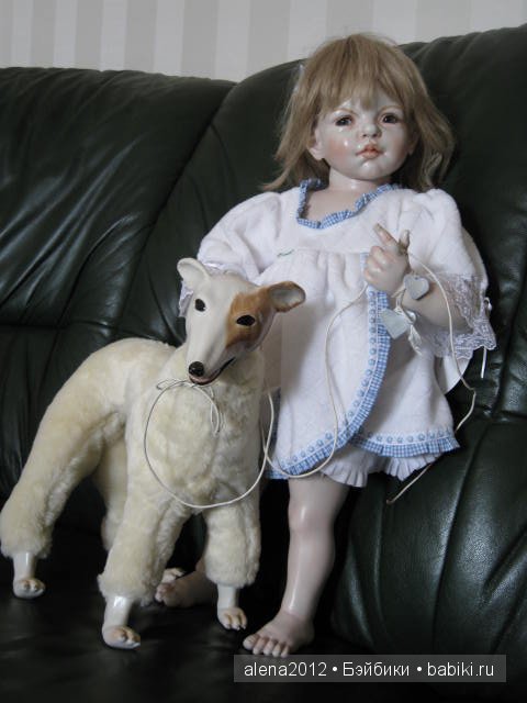 Девочка с собакой или собака с девочкой. Charming Марты Пинейро, Martha Pineiro со свом другом