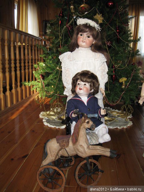 Первый день зимы. Ёлки в витринах. Запах праздника. Пора | Бэйбики Первый день зимы. Ёлки в витринах. Запах праздника. Пора