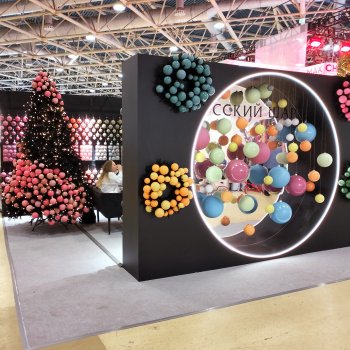 Готовь сани летом! Выставка Christmas Вox сегодня в Москве