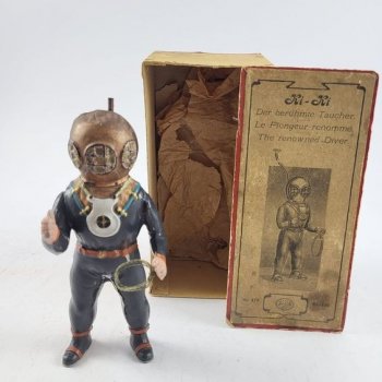 Игрушка Водолаз из прошлого века