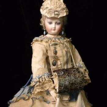 Модная кукла. Игра - это начало познания