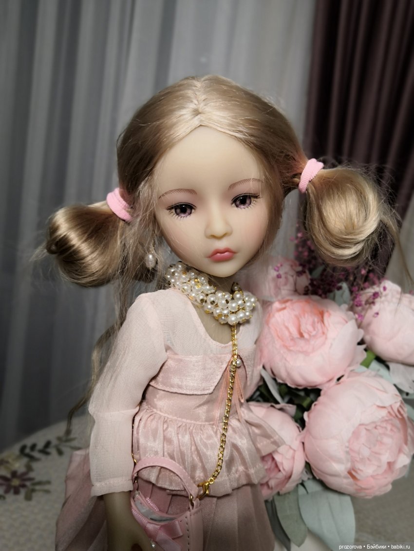 Lou Ruby Red | Бэйбики Lou Ruby Red — Куклы Ruby Red (Руби Ред) Fashion Friends: Siblies (фото 5)