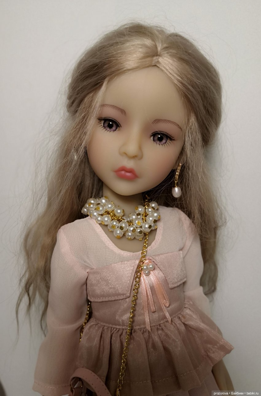 Lou Ruby Red | Бэйбики Lou Ruby Red — Куклы Ruby Red (Руби Ред) Fashion Friends: Siblies (фото 6)