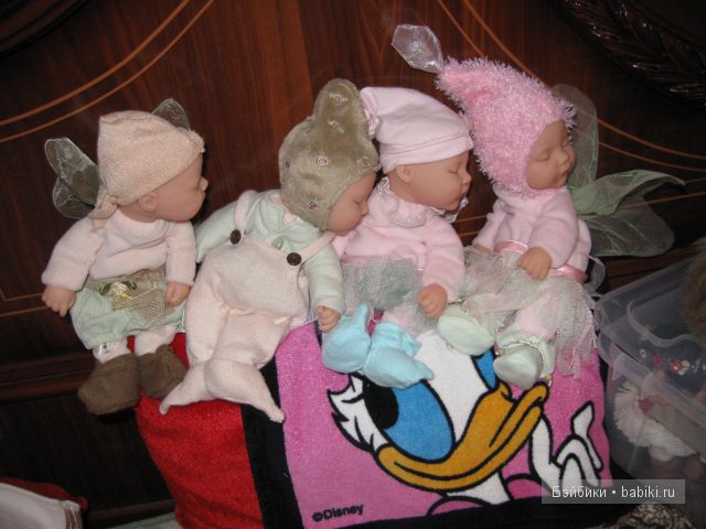 Сплюшки и карапузики