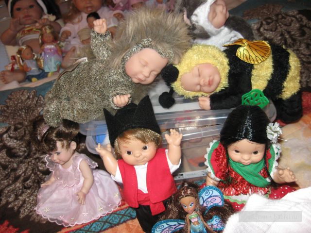 Сплюшки и карапузики