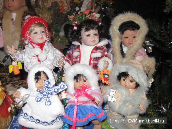 Маленькие Адорочки и Рауберятки у елочки