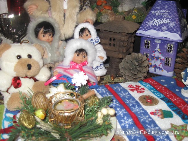 Маленькие Адорочки и Рауберятки у елочки (фото 4)