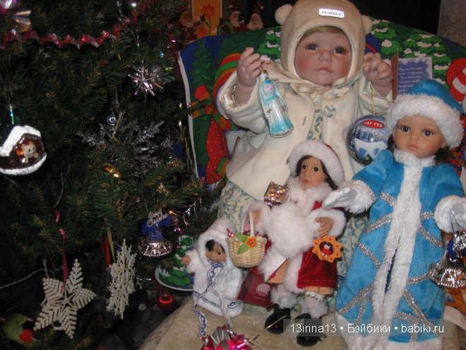Адорочка и Паолка-малыш у елочки (фото 6)