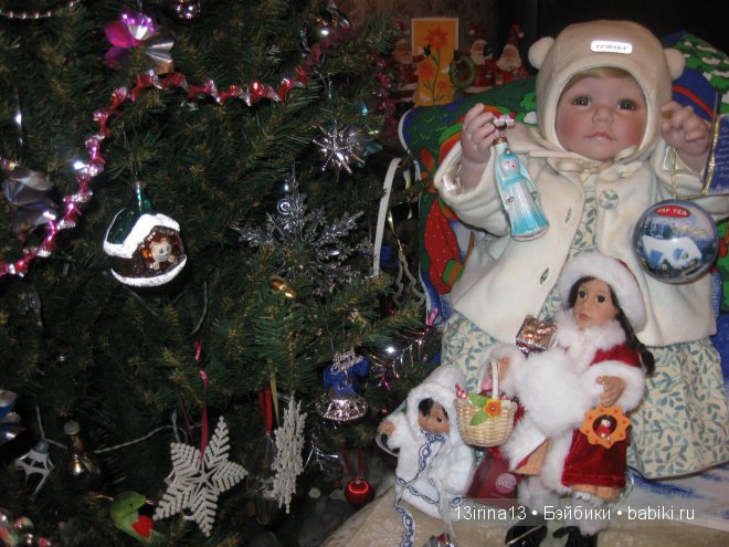 Адорочка и Паолка-малыш у елочки (фото 3)