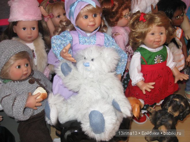 Карла обретает близких друзей. Коллекция кукол