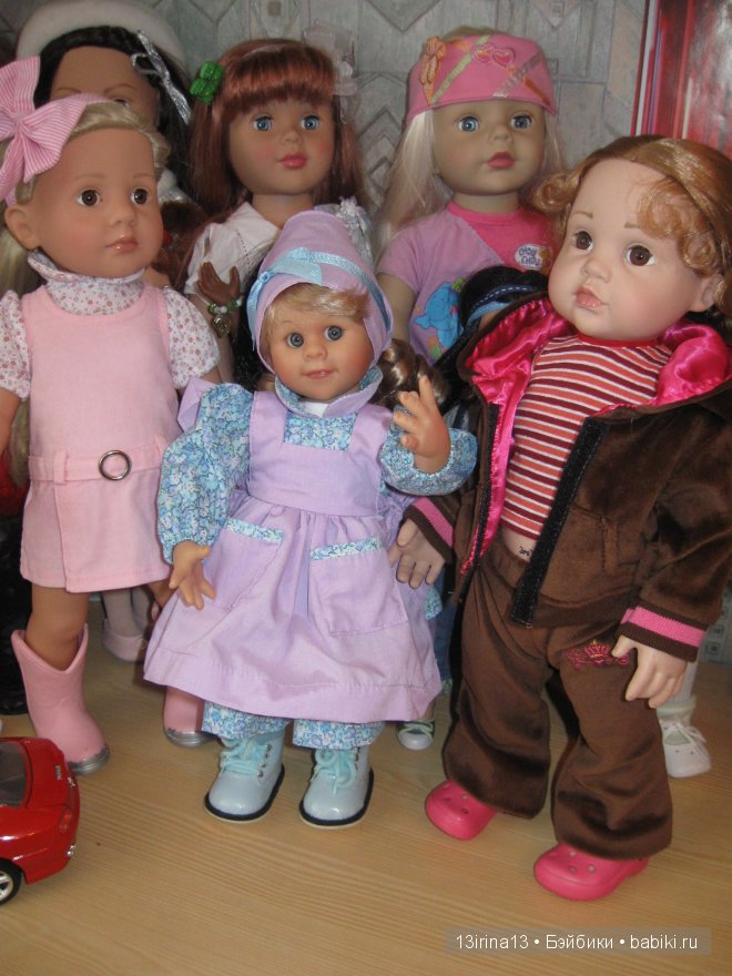 Карла обретает близких друзей. Коллекция кукол