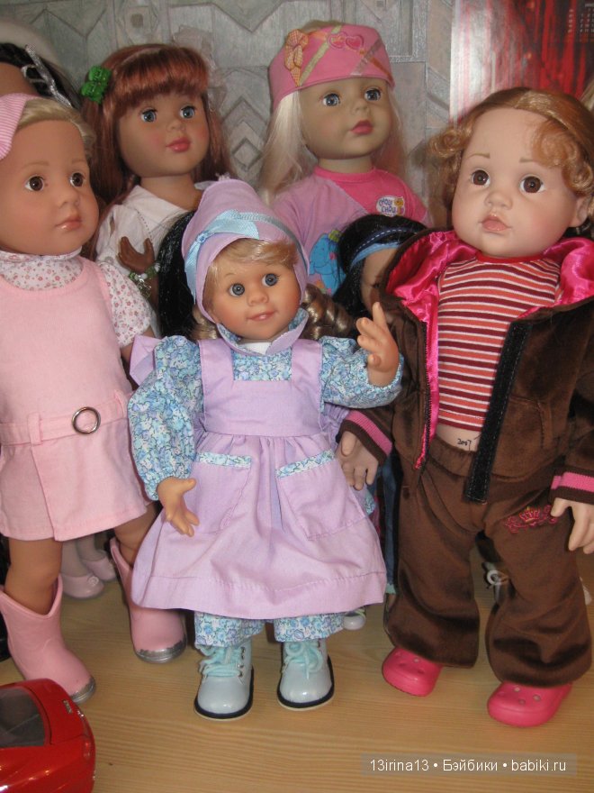 Карла обретает близких друзей. Коллекция кукол