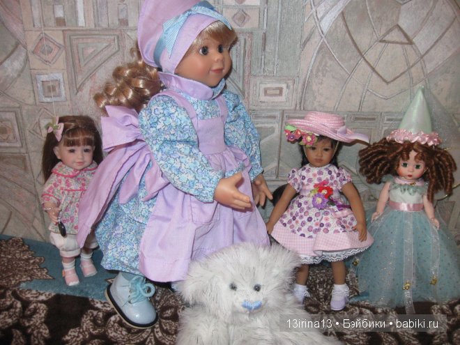 Карла обретает близких друзей. Коллекция кукол