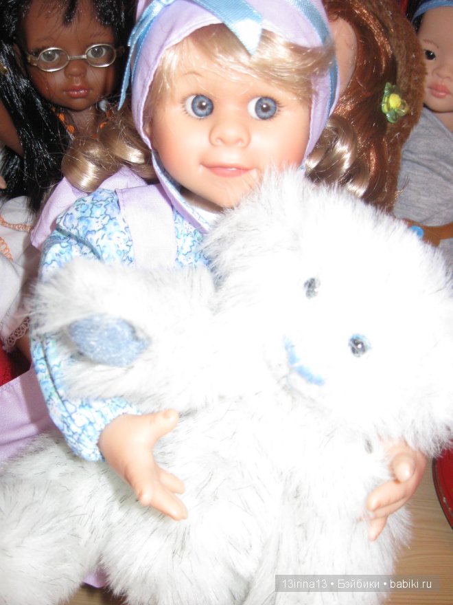 Карла обретает близких друзей. Коллекция кукол (фото 4)