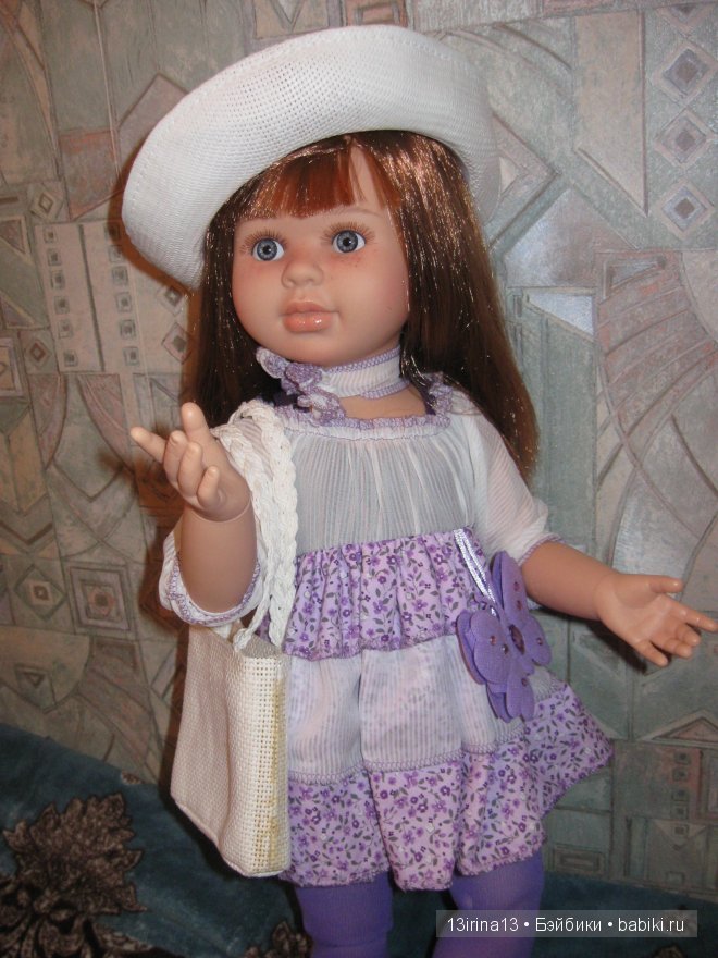 Интересная шарнирная девочка из Испании, Paola Reina