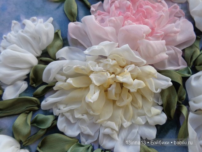 Красота из лент. Вышивка Людмилы Дейнеко