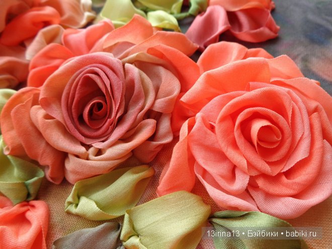 Красота из лент. Вышивка Людмилы Дейнеко