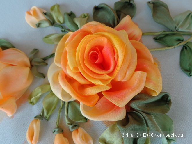 Красота из лент. Вышивка Людмилы Дейнеко