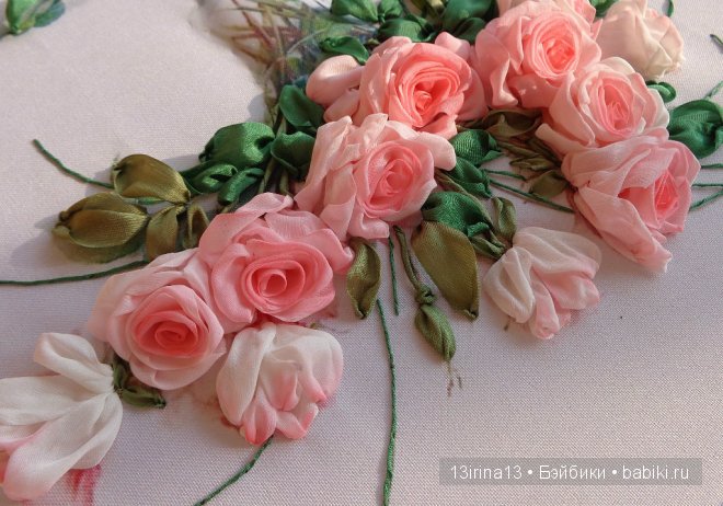 Красота из лент. Вышивка Людмилы Дейнеко