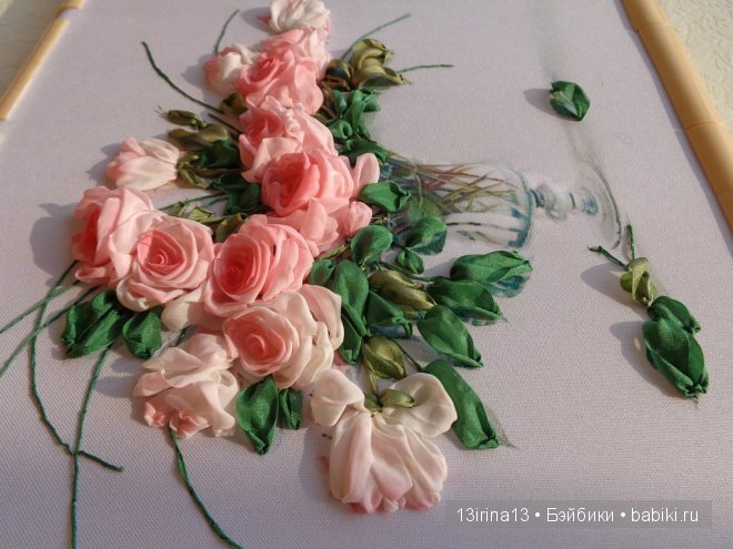 Красота из лент. Вышивка Людмилы Дейнеко