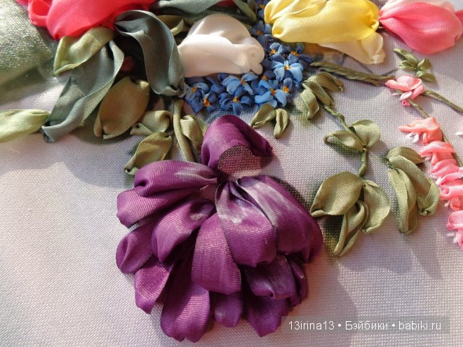 Красота из лент. Вышивка Людмилы Дейнеко